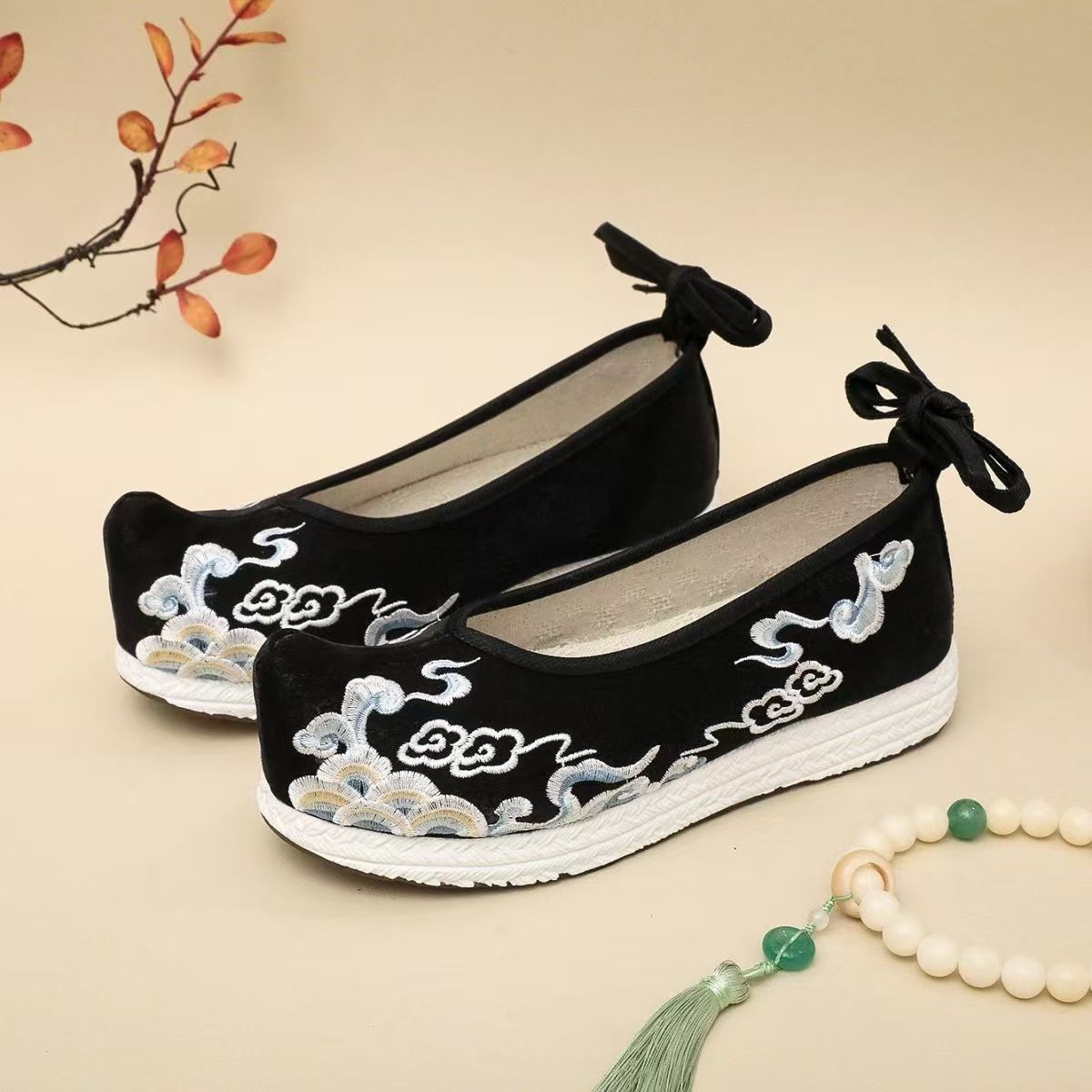Ethnic Fashion Women - Frau große Größe bestickte Hanfu-Schuhe flache